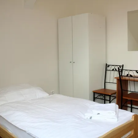 Hostel Hello *